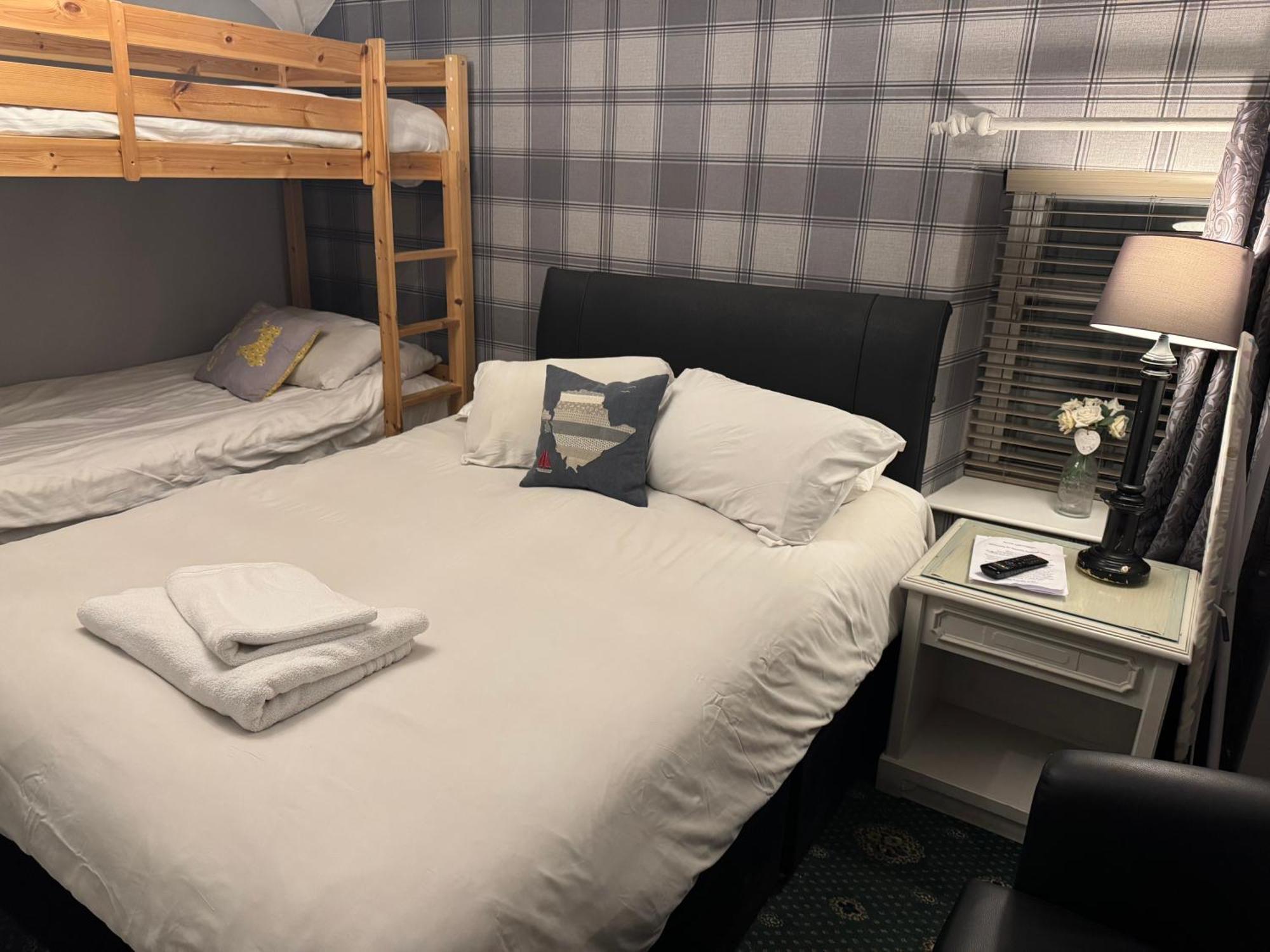 Holland Hotel Llanfachraeth Luaran gambar